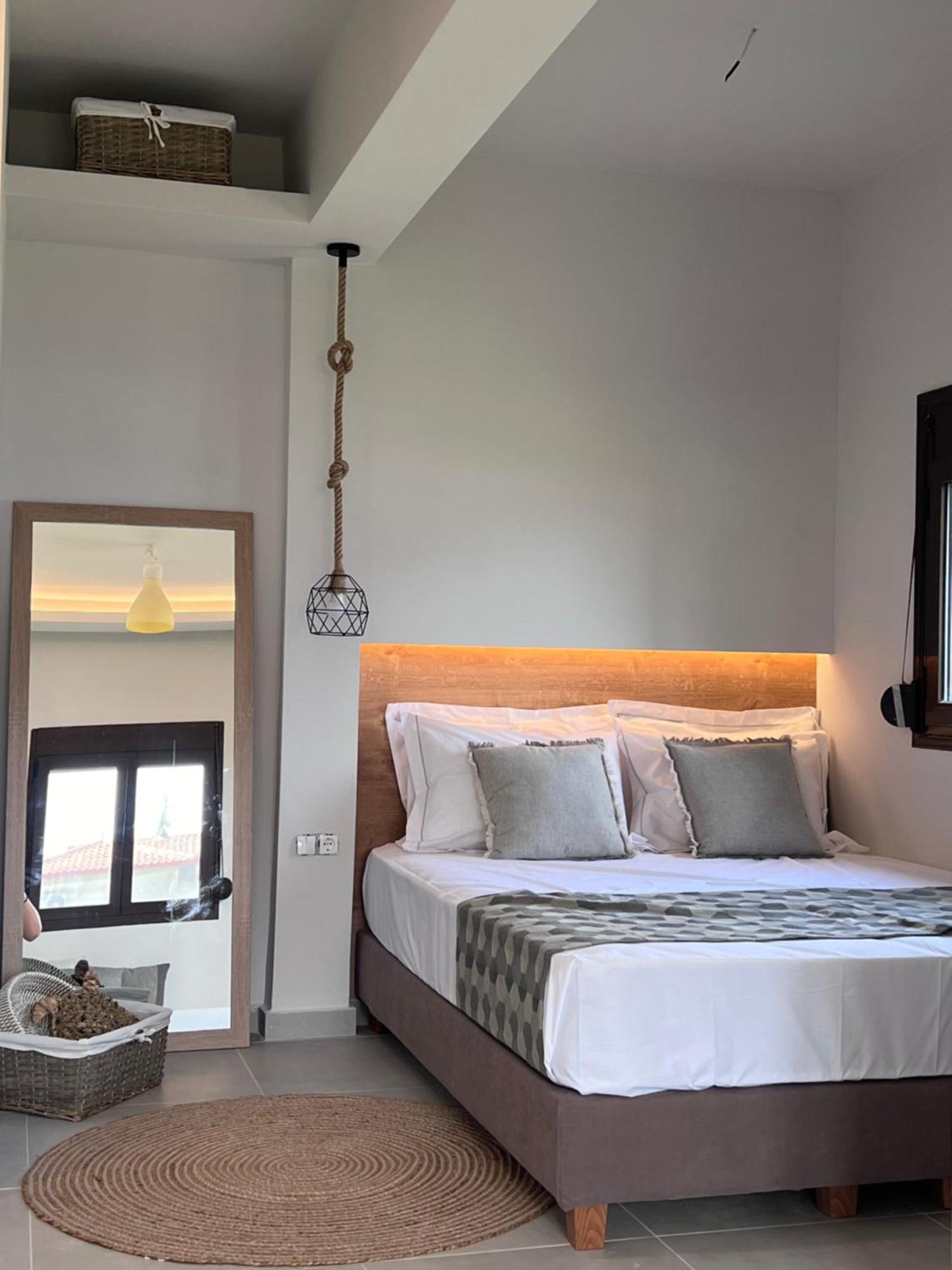 Bay Leaves Apartment